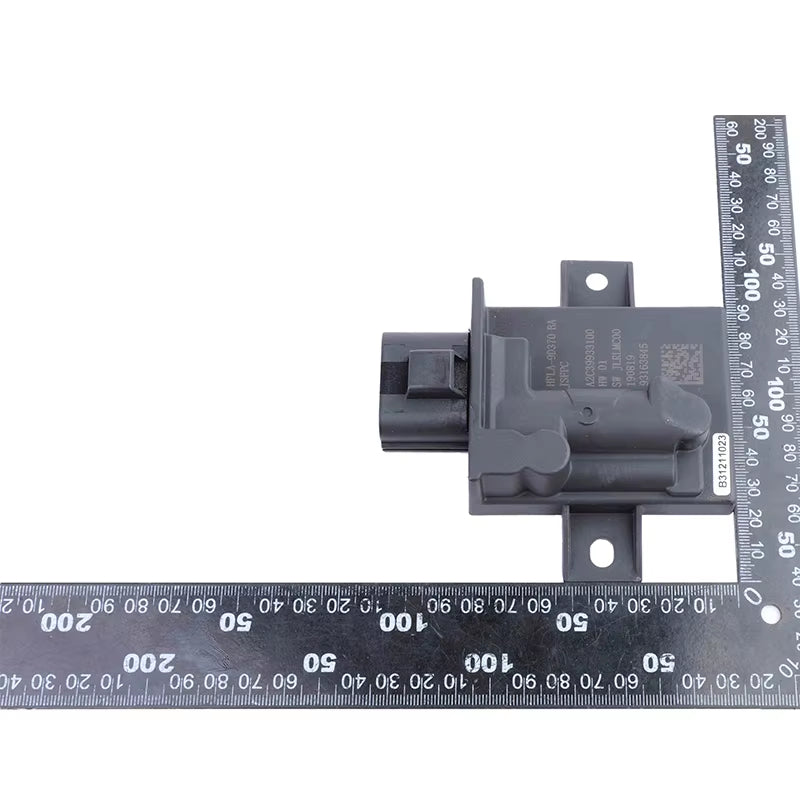FK729D370AF Fuel Pump Control Module FK72-9D370-AF LR097220 For Land Rover Discovery Sport Range Rover Jaguar E-PACE F-PACE XE